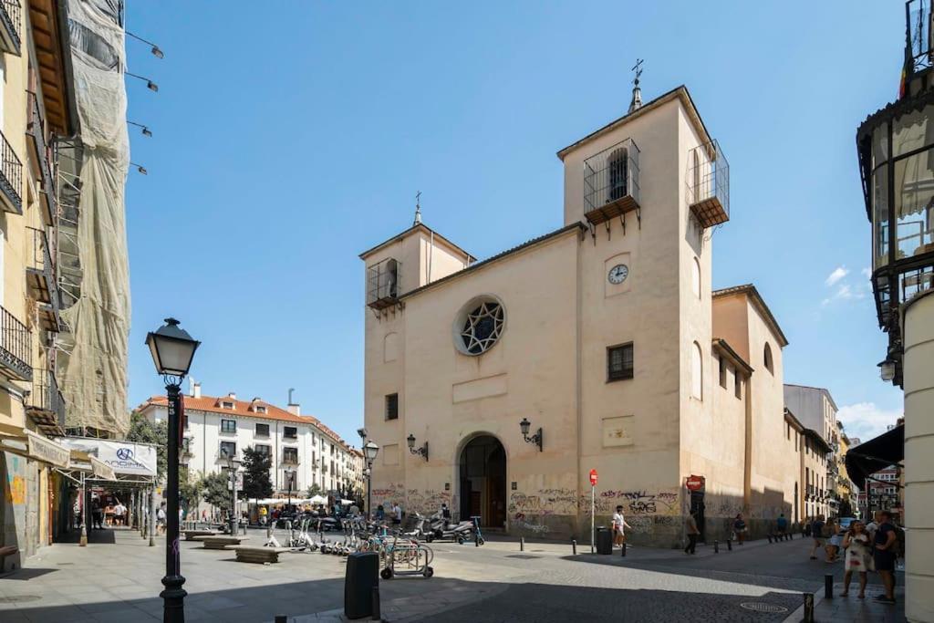Espiritu Santo, Comodidad Para 2 En Malasana Madrid Exterior photo