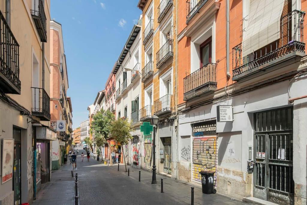 Espiritu Santo, Comodidad Para 2 En Malasana Madrid Exterior photo